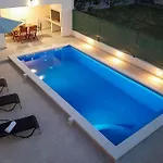 Renata + Private Swimming Pool In * Split