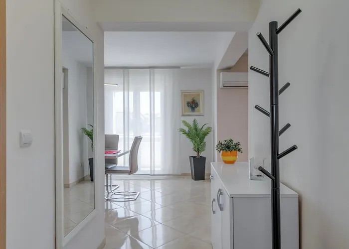 Renata + Private Swimming Pool In Split